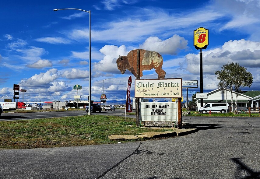 6410 Jackrabbit Ln, Belgrade, MT for sale - Building Photo - Image 2 of 9