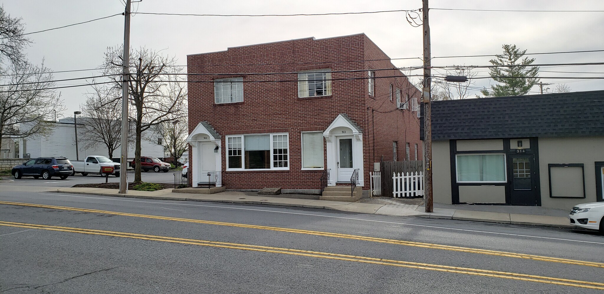 910912 S Braddock St, Winchester 22601