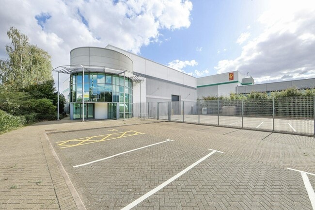 More details for Twelvetrees Cres, London - Industrial to Rent