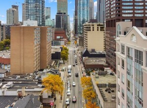 889 Yonge St, Toronto, ON - aerial  map view