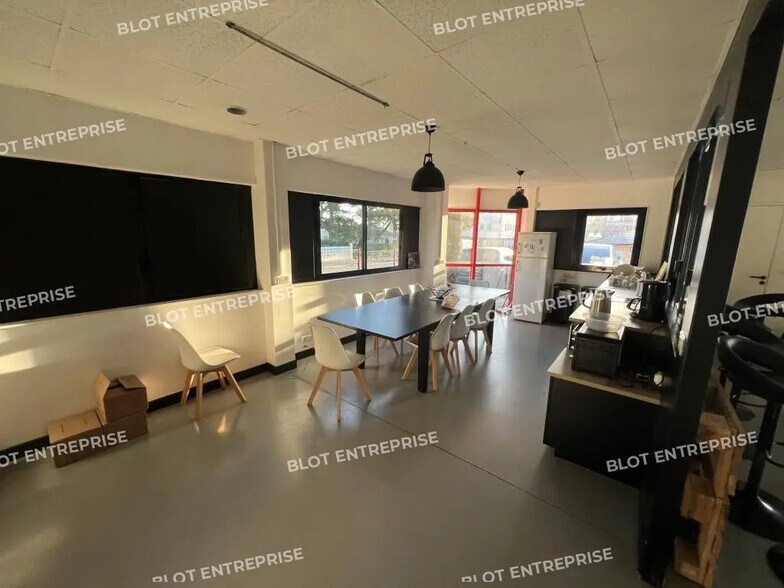 Office in Nantes for sale - Interior Photo - Image 3 of 15