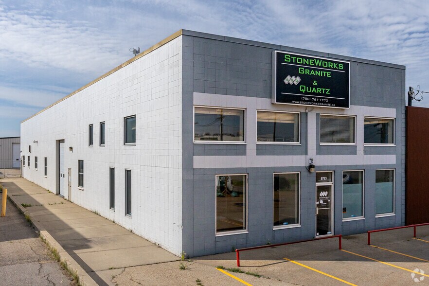 9753 51st Ave NW, Edmonton, AB for sale - Primary Photo - Image 1 of 1