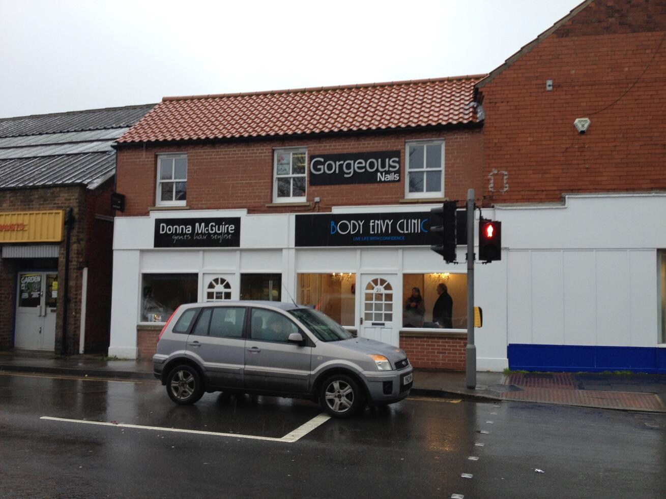 21-23 Scott Rd, Selby for sale Primary Photo- Image 1 of 1