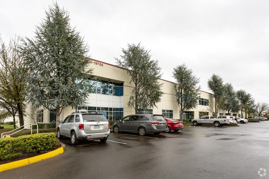 19650-19700 SW 118th Ave, Tualatin, OR for rent - Building Photo - Image 1 of 6