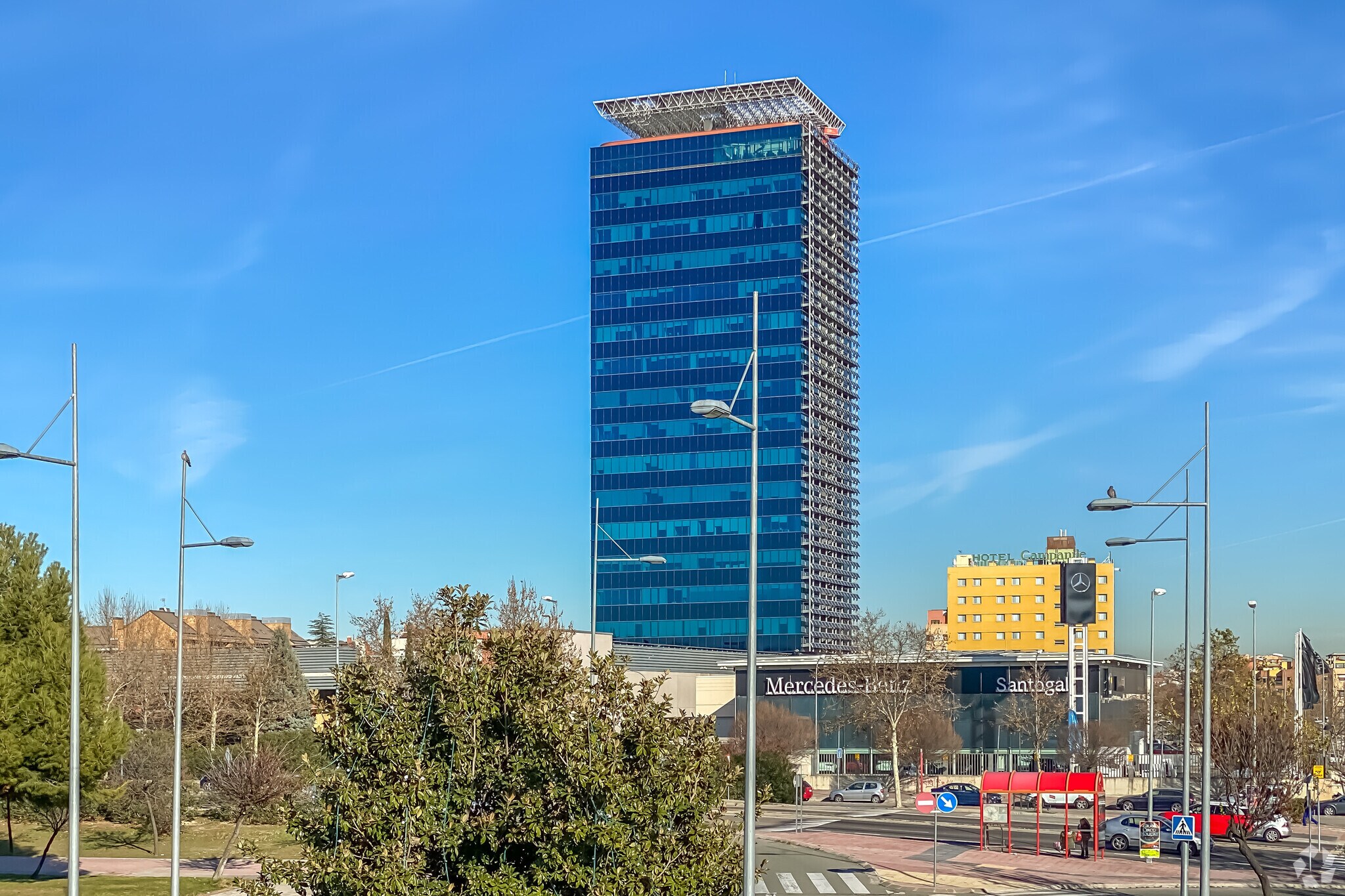 Calle Juan Carlos i, 13 Local 47, Alcalá de Henares, Madrid to rent Primary Photo- Image 1 of 6