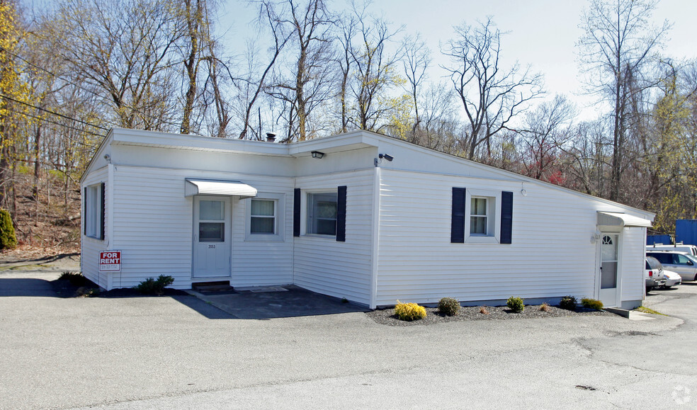 2053 E Main St, Cortlandt Manor, NY for sale - Primary Photo - Image 1 of 1