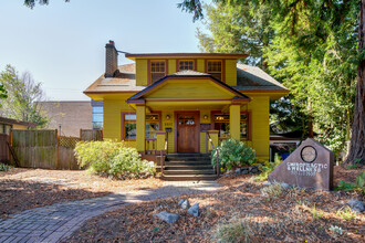 5517 N Commercial Ave, Portland, OR for sale Building Photo- Image 1 of 1