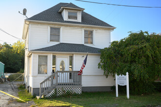 988 E 185th St, Cleveland, OH for sale Building Photo- Image 1 of 13