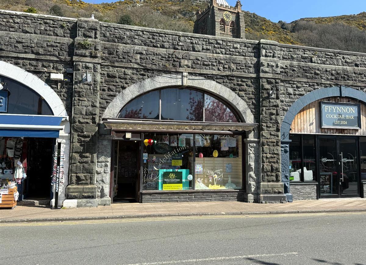 3 The Arches, King Edward St, Barmouth for sale Building Photo- Image 1 of 7