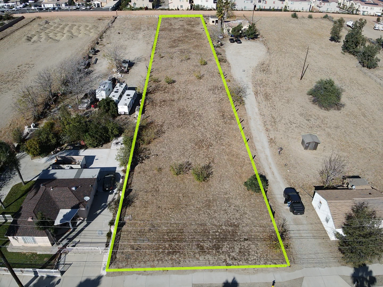 16198 Baseline Rd, Fontana, CA for sale - Aerial - Image 1 of 4