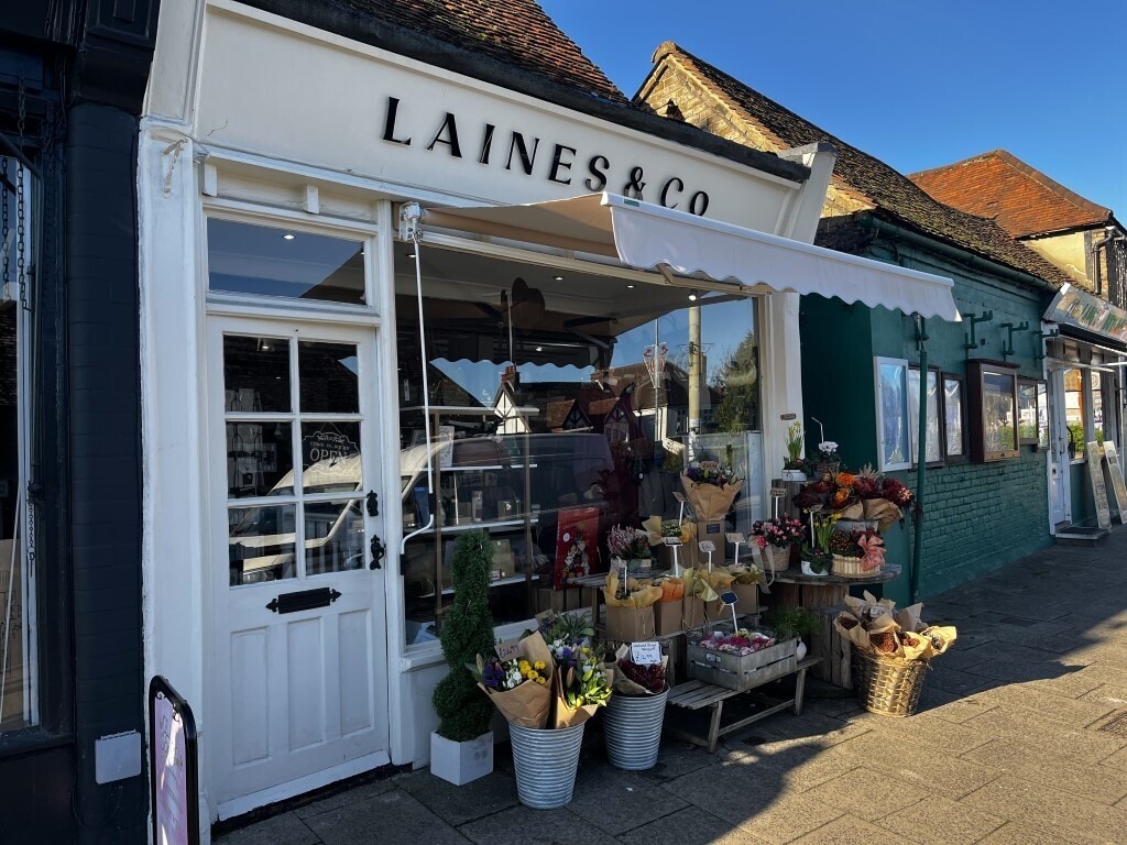 6 High St, Kings Langley for sale Building Photo- Image 1 of 6