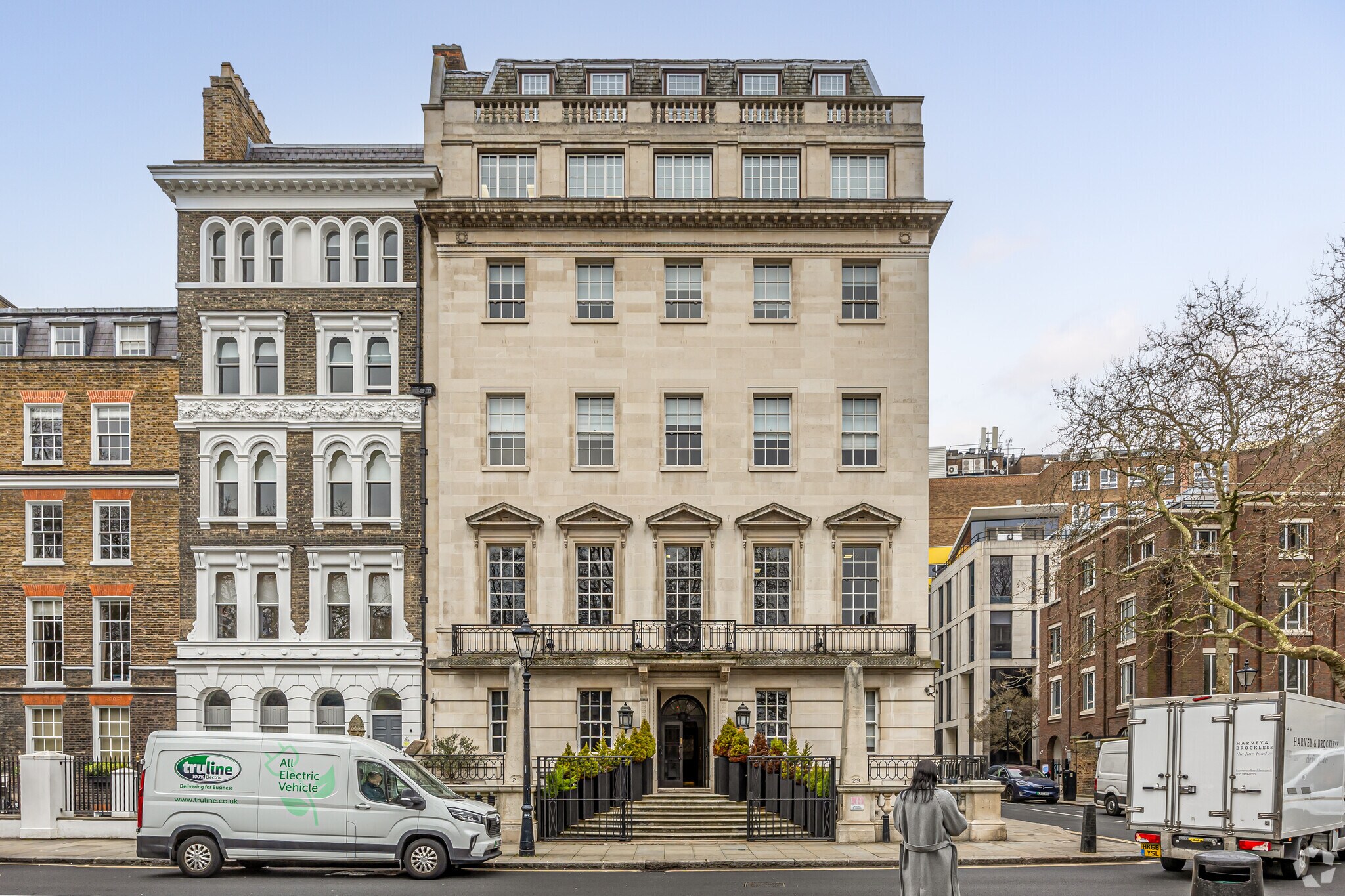 29 Lincolns Inn Fields, London to rent Primary Photo- Image 1 of 22