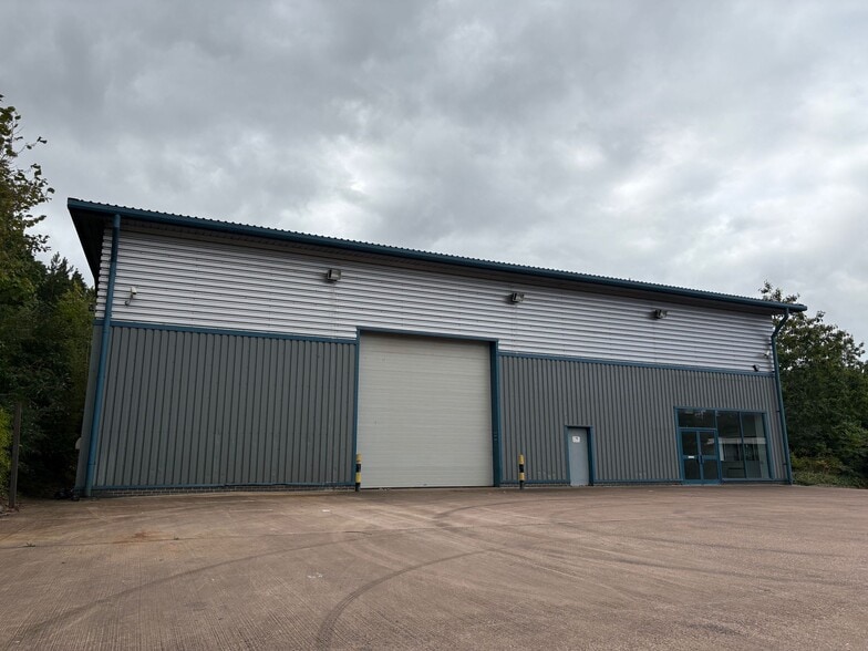 Apple Ln, Exeter to rent - Building Photo - Image 3 of 5