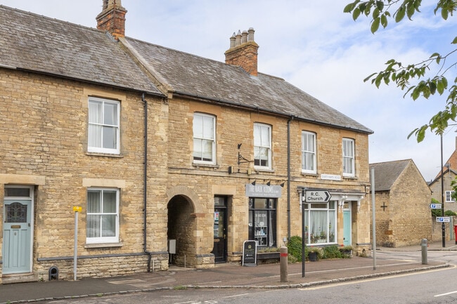 More details for 4 Dartmouth Rd, Olney - Retail to Rent