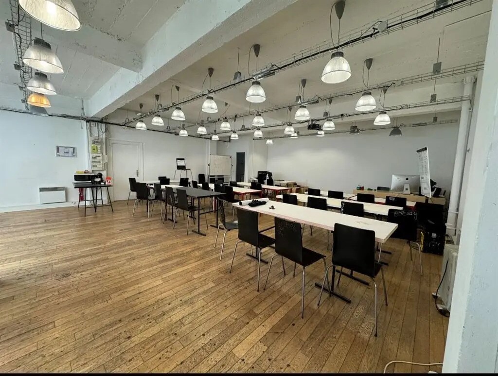 Retail in Paris to rent Building Photo- Image 1 of 5