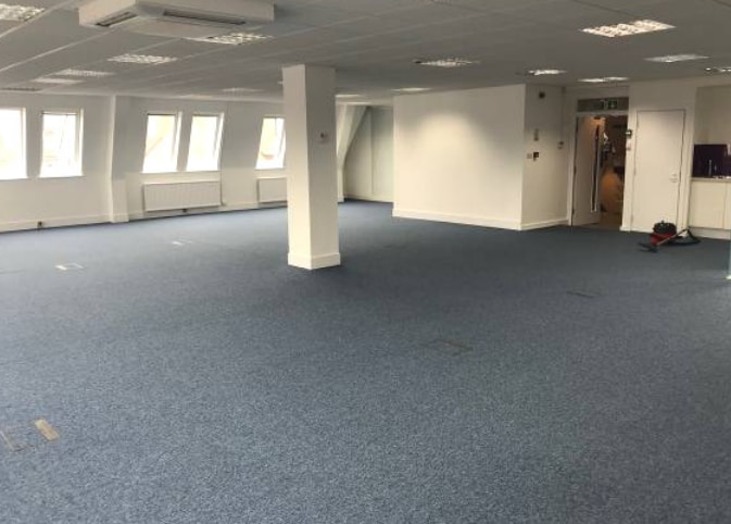 Church Walk, Burgess Hill to rent Interior Photo- Image 1 of 5