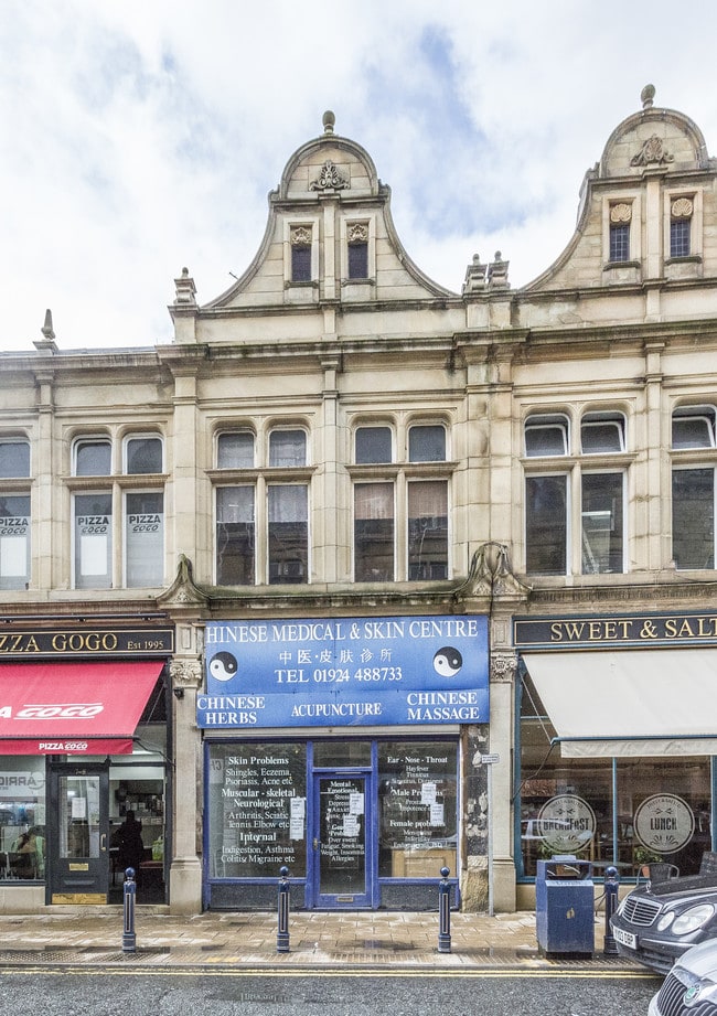 More details for 11 Corporation St, Dewsbury - Retail to Rent