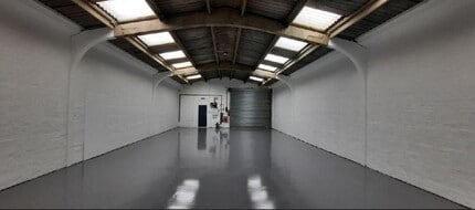 Power Station Rd, Rugeley to rent Interior Photo- Image 2 of 3