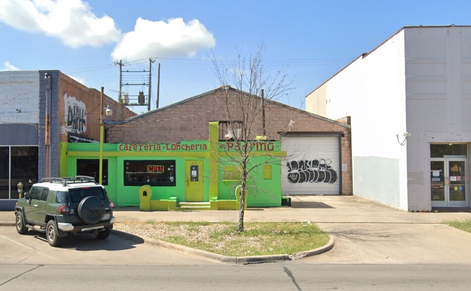 400 W Jefferson Blvd, Dallas, TX for rent - Building Photo - Image 1 of 5