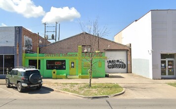 400 W Jefferson Blvd, Dallas, TX for rent Building Photo- Image 1 of 6