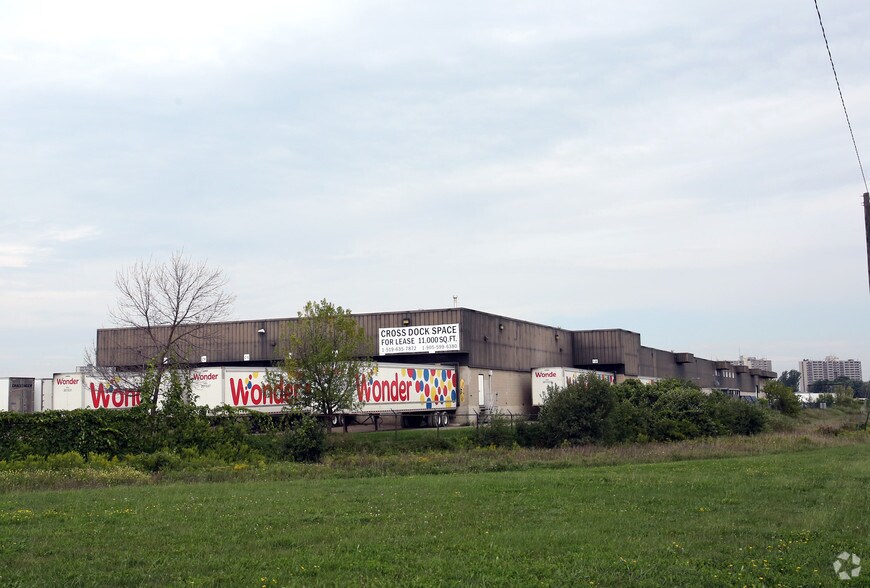 190 Goodrich Dr, Kitchener N2C 2L3 Industrial for Sale UK