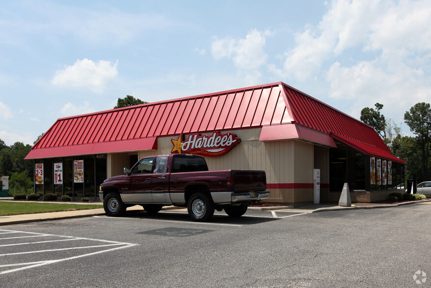 100 Vandora Springs Rd, Garner, NC for sale - Primary Photo - Image 1 of 1