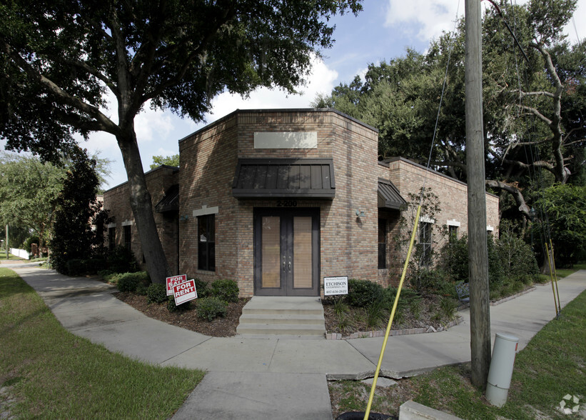 2 W Oakland Ave, Winter Garden, FL for rent - Primary Photo - Image 1 of 8