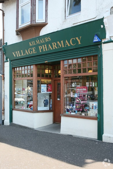 13 Main St, Kilmaurs to rent - Building Photo - Image 3 of 4