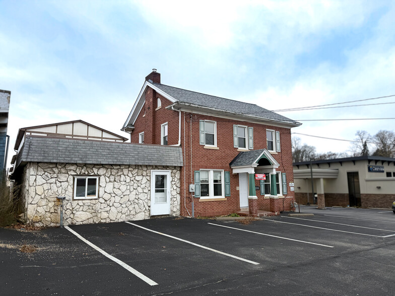 12240 US-30, Irwin, PA for rent - Building Photo - Image 2 of 20