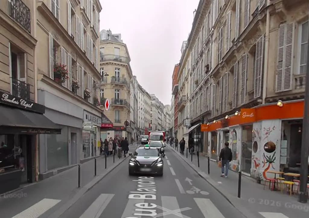 Retail in Paris for sale Building Photo- Image 1 of 3