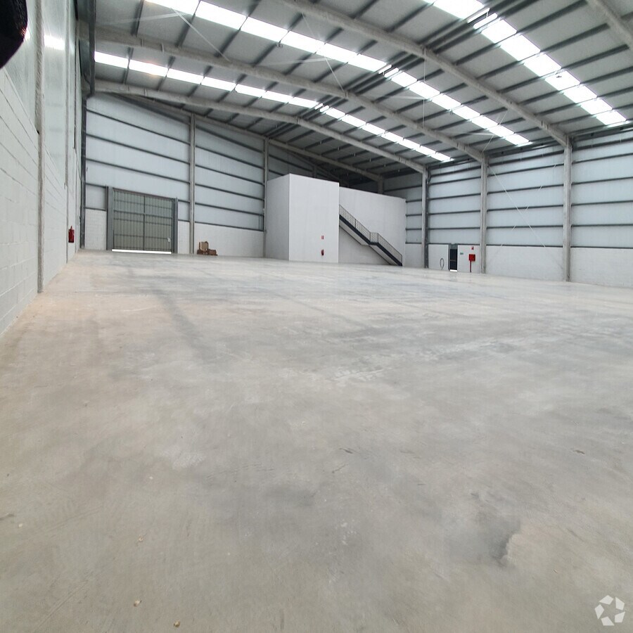 Illescas, TOL 45200 - - - Interior Photo - Image 2 of 6