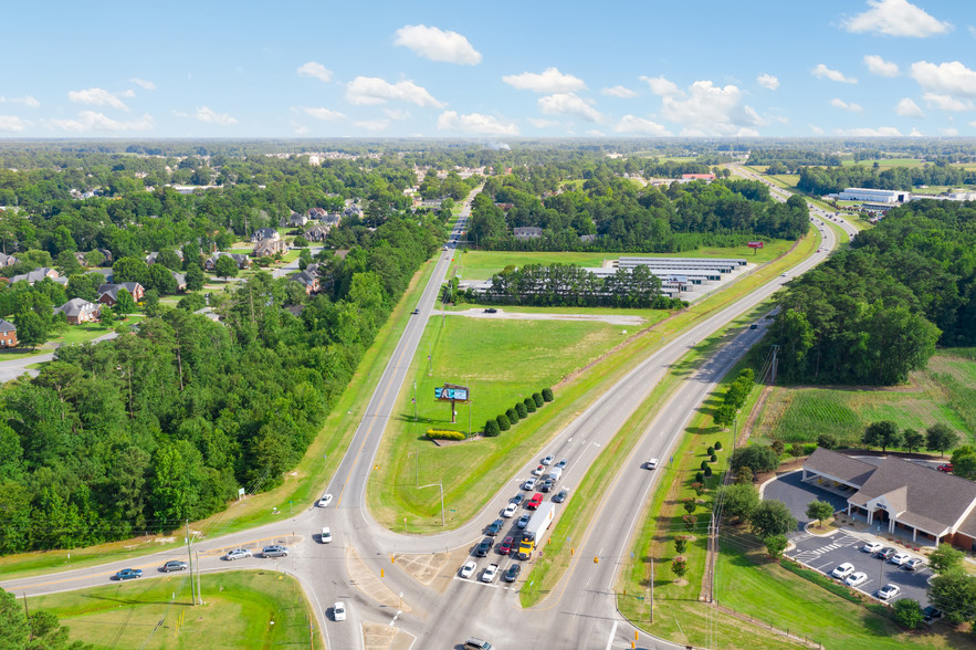 2264 A J Mills St, Winterville, NC for sale - Building Photo - Image 3 of 3