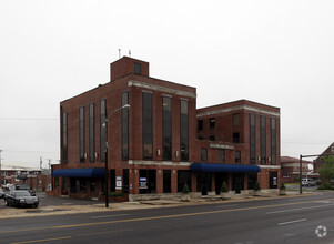 500 W Main St, Russellville, AR for sale Primary Photo- Image 1 of 1