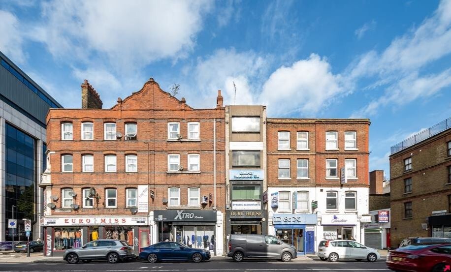 Commercial Rd, London for sale Primary Photo- Image 1 of 1
