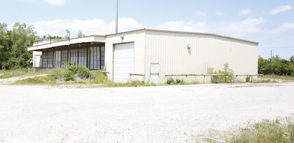 10900 Old Gentilly Rd, New Orleans, LA for sale Primary Photo- Image 1 of 7