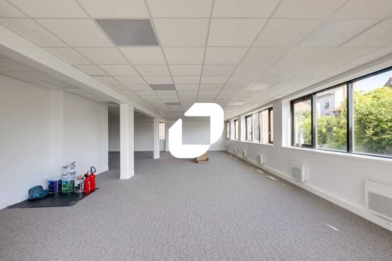 46 Rue Auguste Blanqui, Gentilly to rent - Interior Photo - Image 3 of 14
