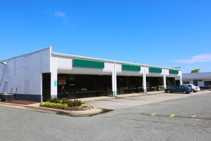 3035-3099 PS Business Center Dr, Woodbridge, VA for rent - Building Photo - Image 1 of 6