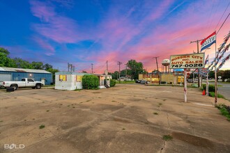 935 Westgate Dr, Bossier City, LA for sale Building Photo- Image 1 of 22