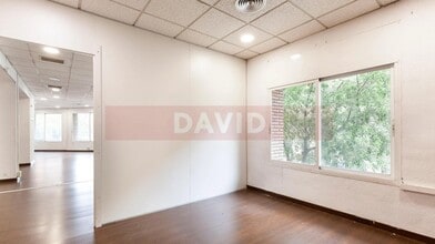 Office in Barcelona, Barcelona to rent Interior Photo- Image 1 of 11