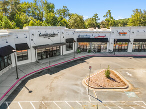 735 N Main St, Alpharetta, GA for rent Building Photo- Image 1 of 15