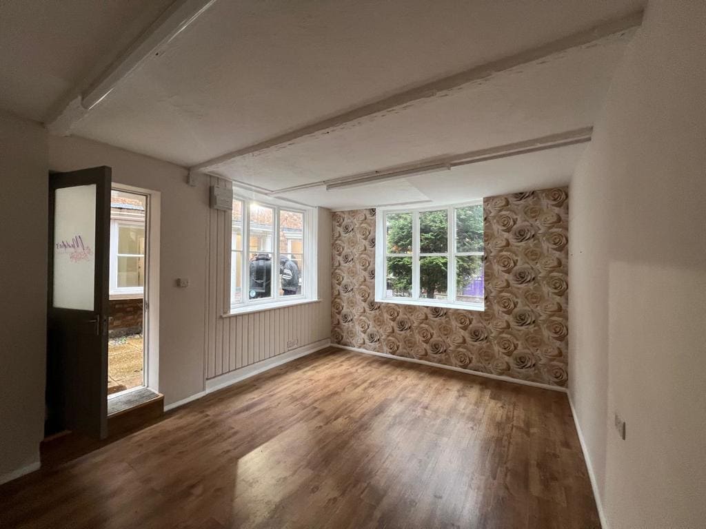 Lime St, Bedford to rent Interior Photo- Image 1 of 4