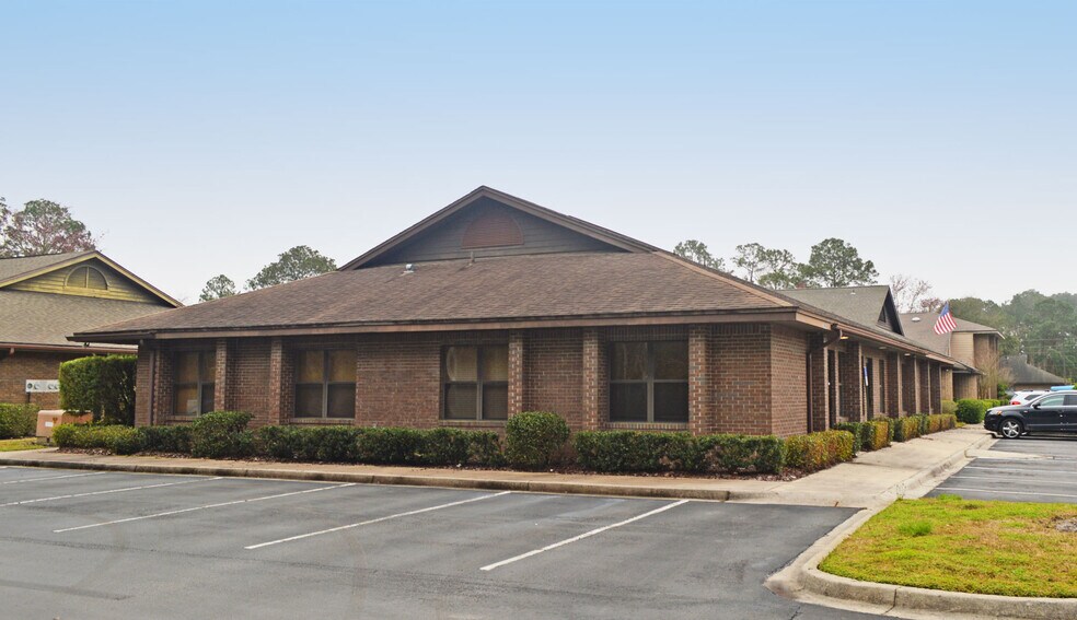 1409 Kingsley Ave, Orange Park, FL for rent - Building Photo - Image 1 of 7