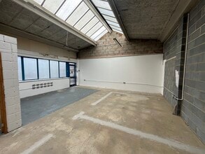 Unit 6 Alstone Ln, Cheltenham to rent Interior Photo- Image 2 of 2