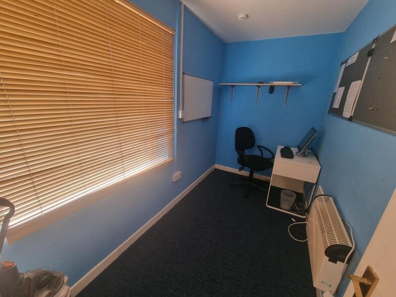 1 Bond St, Nuneaton for rent - Interior Photo - Image 3 of 3