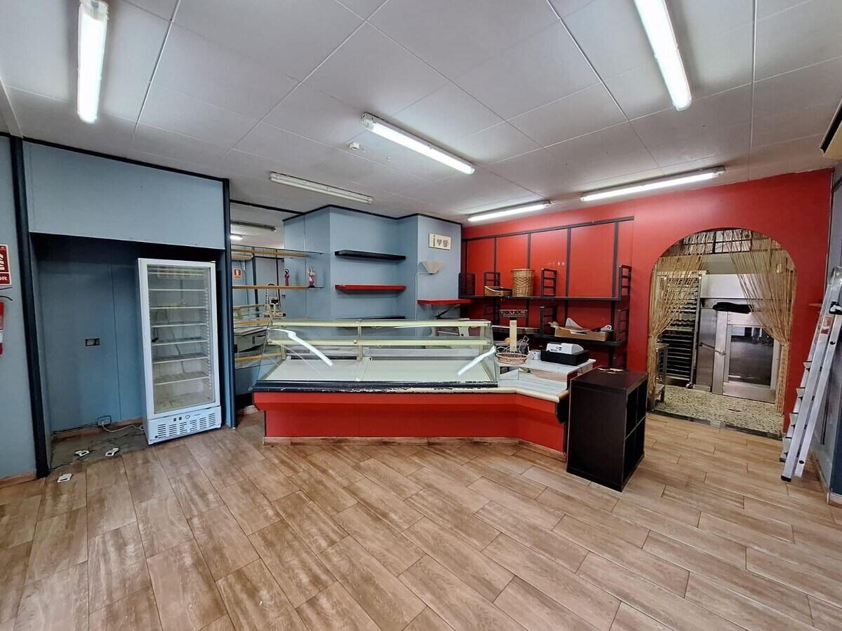 Sabadell, BAR 08207 - - - Interior Photo - Image 2 of 7