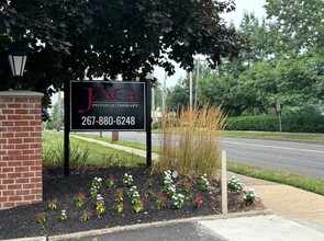 303 W State St, Doylestown, PA for rent Building Photo- Image 1 of 16