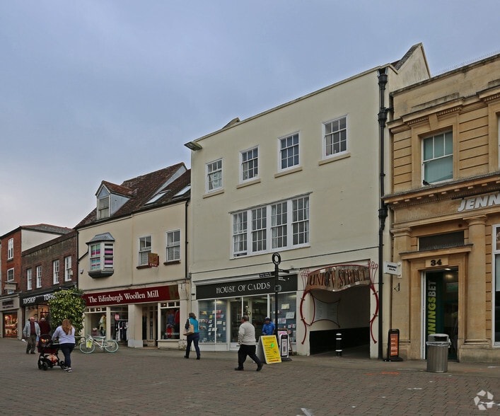 38-40 High St, Andover to rent - Building Photo - Image 3 of 3