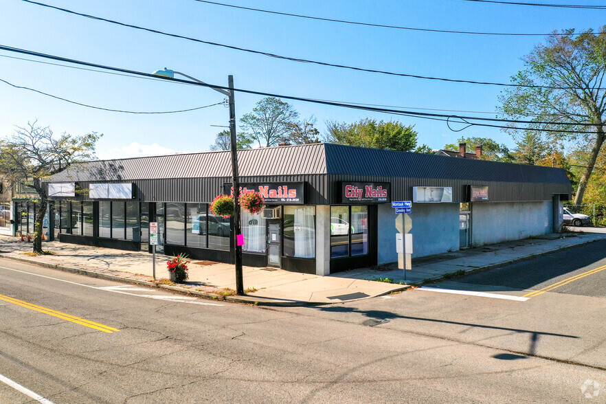 195-199 W Main St, Sayville, NY for sale - Primary Photo - Image 1 of 1