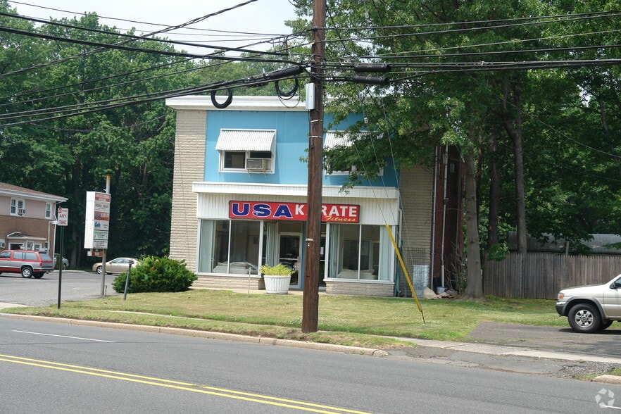 1120 Raritan Rd, Clark, NJ to rent - Building Photo - Image 3 of 4