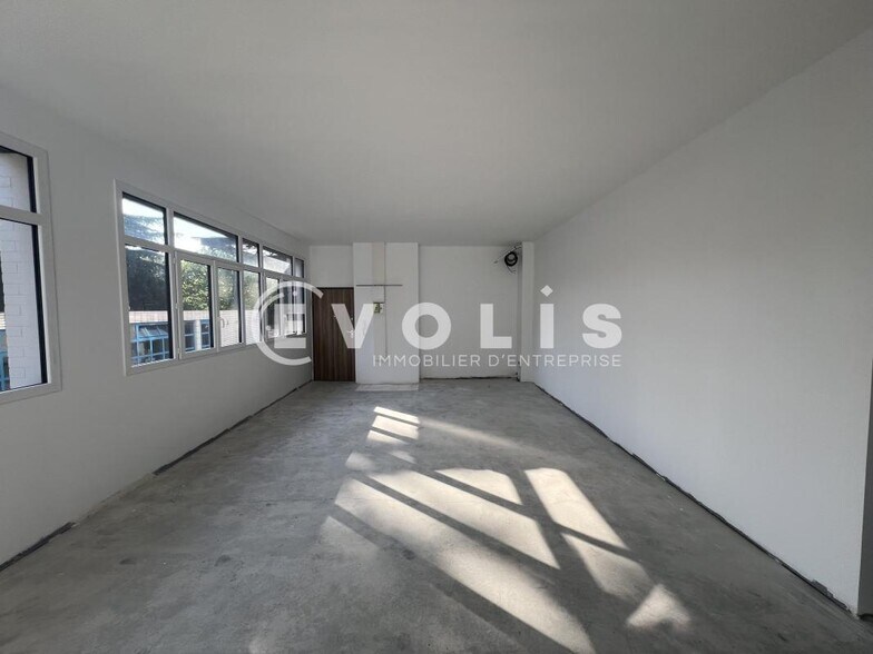 Office in Saint Maur Des Fosses to rent - Interior Photo - Image 3 of 9